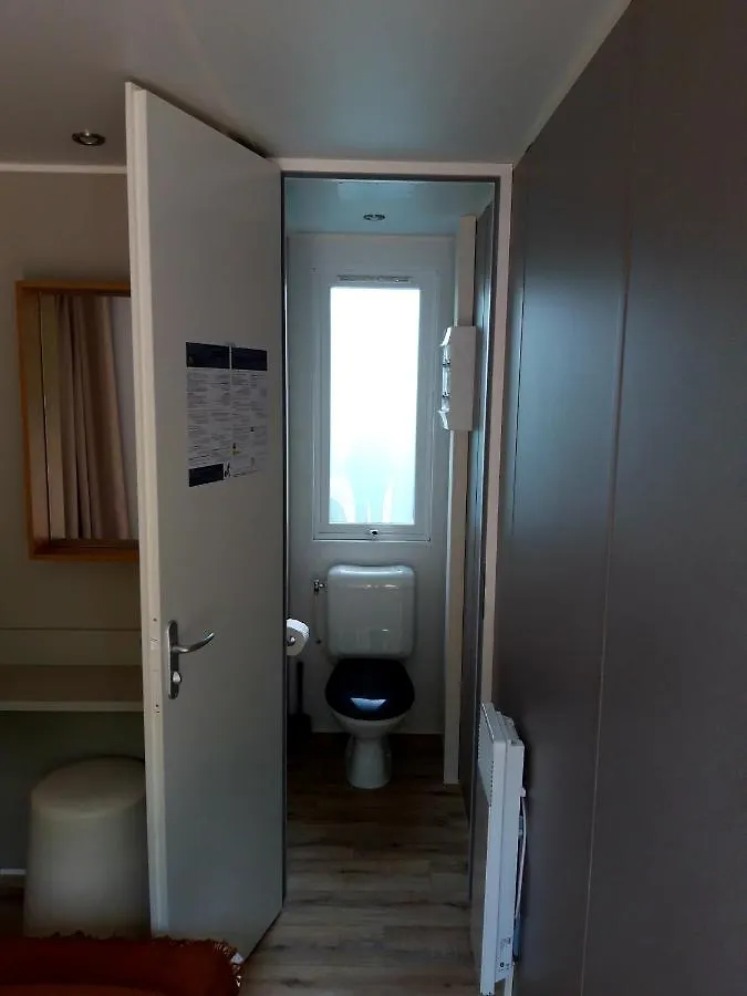Vakantiepark Delftse Hout База отдыха Делфт