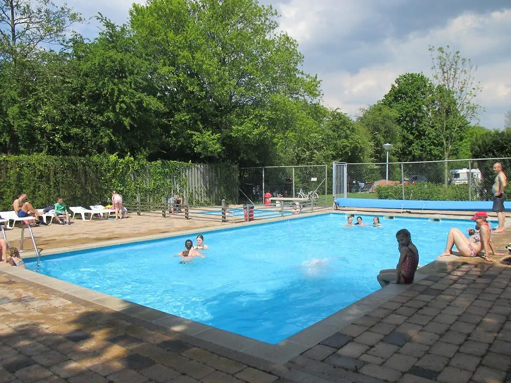 Vakantiepark Delftse Hout 0*, Делфт