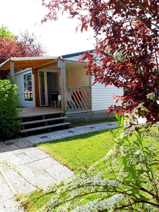 Vakantiepark Delftse Hout 0*, Делфт
